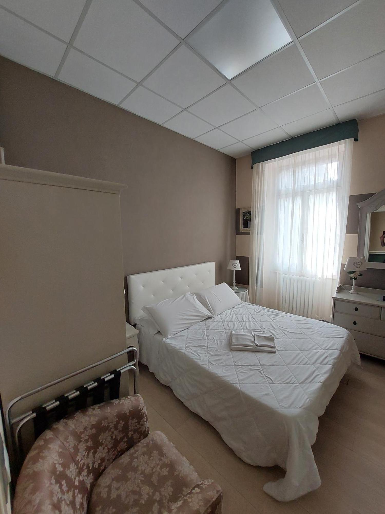 Hotel Tina Diano Marina Bagian luar foto